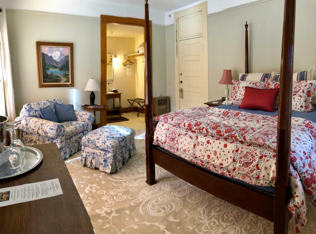 Mccloud Hotel Екстер'єр фото